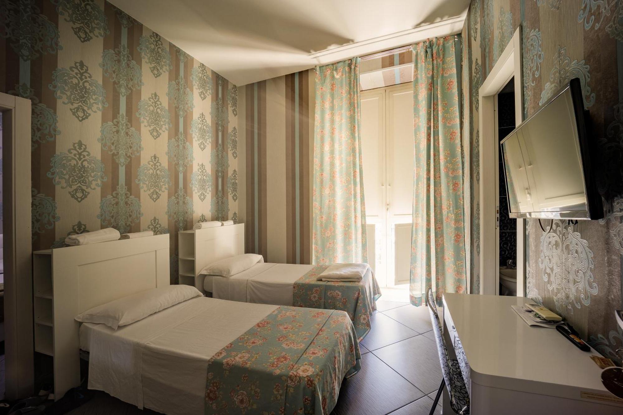 New Sayonara Hotel Napoli
